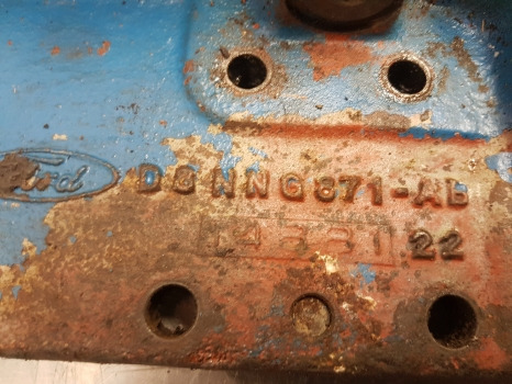Ford Tw20, Tw5, Tw15, Tw25 Hydraulic Cover D8nng871ab, D8nnf951ch - Hidrolika: gambar 3 Ford Tw20, Tw5, Tw15, Tw25 Hydraulic Cover D8nng871ab, D8nnf951ch - Hidrolika: gambar 3