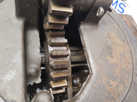 Fordson Major, Super Major Pto Drive Unit , Pto Housing 7252b - Penularan: gambar 5 Fordson Major, Super Major Pto Drive Unit , Pto Housing 7252b - Penularan: gambar 5