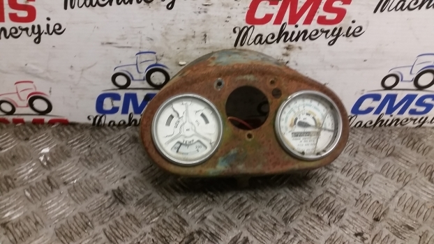 Fordson Super Major Dashboard Panel - Dasbor untuk Traktor: gambar 1 Fordson Super Major Dashboard Panel - Dasbor untuk Traktor: gambar 1