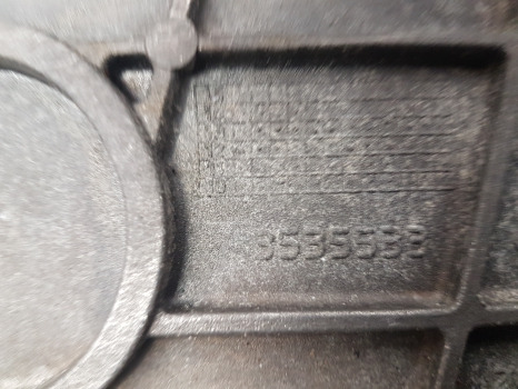 Hyundai Robex R140lc-9a, R160lc-9a Engine Head Valve Cover Zuac-00459, 3535533 - Suku Cadang Mesin untuk Peralatan pertanian: gambar 4 Hyundai Robex R140lc-9a, R160lc-9a Engine Head Valve Cover Zuac-00459, 3535533 - Suku Cadang Mesin untuk Peralatan pertanian: gambar 4