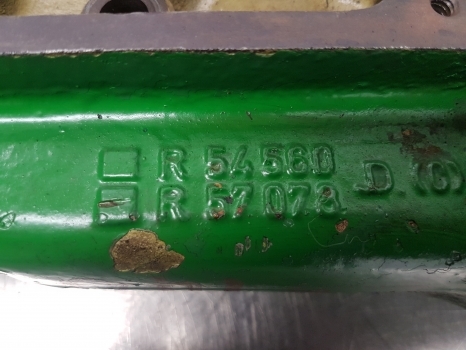 John Deere 2140, 1640, 2040, 2030, 2120 Cylinder Head R54560, Ar70589, Re56308 - Kepala silinder untuk Traktor: gambar 3 John Deere 2140, 1640, 2040, 2030, 2120 Cylinder Head R54560, Ar70589, Re56308 - Kepala silinder untuk Traktor: gambar 3