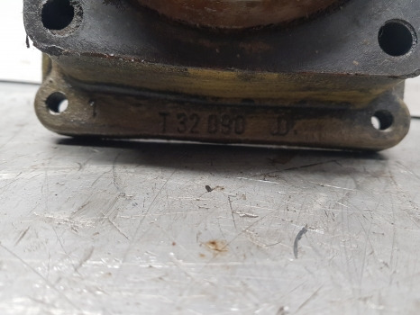 John Deere 3130, 3030, 3120, 2840 Pto Plate With Brake Pad T32090 - Sepatu rem untuk Peralatan pertanian: gambar 4 John Deere 3130, 3030, 3120, 2840 Pto Plate With Brake Pad T32090 - Sepatu rem untuk Peralatan pertanian: gambar 4