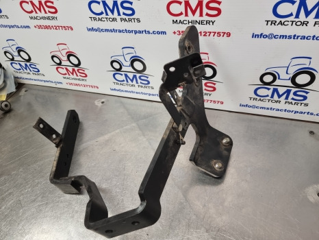 John Deere 6145r, 6r Series, Fuse Box Bracket, Foot Step Bracket Al226175 - Relay: gambar 5 John Deere 6145r, 6r Series, Fuse Box Bracket, Foot Step Bracket Al226175 - Relay: gambar 5