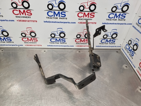 John Deere 6145r, 6r Series, Fuse Box Bracket, Foot Step Bracket Al226175 - Relay: gambar 1 John Deere 6145r, 6r Series, Fuse Box Bracket, Foot Step Bracket Al226175 - Relay: gambar 1