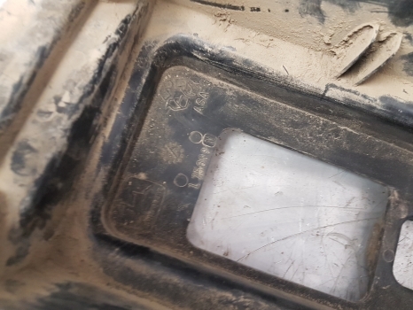 John Deere 6200, 6400 Cab Air Filter Box Lhs Al153005, Al158543, L75608 - Filter kabin untuk Traktor: gambar 5 John Deere 6200, 6400 Cab Air Filter Box Lhs Al153005, Al158543, L75608 - Filter kabin untuk Traktor: gambar 5