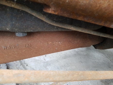 John Deere 6215r, 6135m, 6140m Front Axle Suspension Bracket L219557, L219555 - Penangguhan untuk Traktor: gambar 3 John Deere 6215r, 6135m, 6140m Front Axle Suspension Bracket L219557, L219555 - Penangguhan untuk Traktor: gambar 3