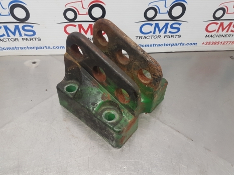 John Deere 6215r, 6175m, 6190m, 6175r, 6190rtop Link Bracket L211482 - Penangguhan: gambar 2 John Deere 6215r, 6175m, 6190m, 6175r, 6190rtop Link Bracket L211482 - Penangguhan: gambar 2
