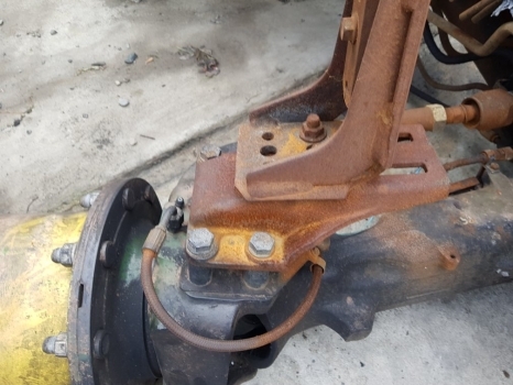 John Deere 6215r Front Axle Mudguard Bracket Kit L220544, Al223356, Al223362 - Spatbor untuk Traktor: gambar 2 John Deere 6215r Front Axle Mudguard Bracket Kit L220544, Al223356, Al223362 - Spatbor untuk Traktor: gambar 2