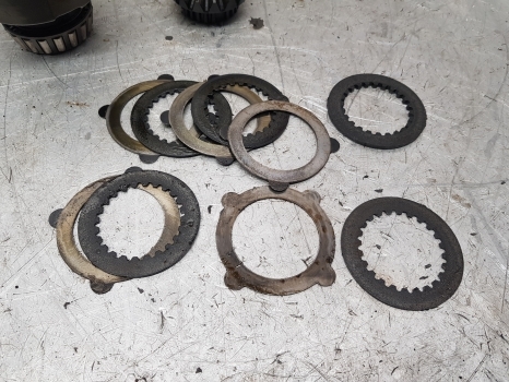 John Deere 6300, 6400 Zf Apl2035 Front Axle Differential L100149, 4131302074 - Gigi diferensial untuk Traktor: gambar 2 John Deere 6300, 6400 Zf Apl2035 Front Axle Differential L100149, 4131302074 - Gigi diferensial untuk Traktor: gambar 2