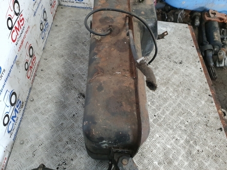 Lamborghini 1106 4wd Right Hand Side Diesel Tank 0.257.8143.3/40 - Tangki bahan bakar untuk Traktor: gambar 4 Lamborghini 1106 4wd Right Hand Side Diesel Tank 0.257.8143.3/40 - Tangki bahan bakar untuk Traktor: gambar 4