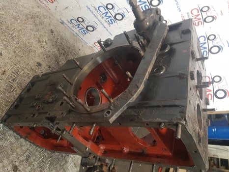 Lamborghini 1106, 956 Same Laser Rear Centre Housing 269.3111.0, 0.269.3111.0/50 - As roda belakang untuk Traktor: gambar 2 Lamborghini 1106, 956 Same Laser Rear Centre Housing 269.3111.0, 0.269.3111.0/50 - As roda belakang untuk Traktor: gambar 2