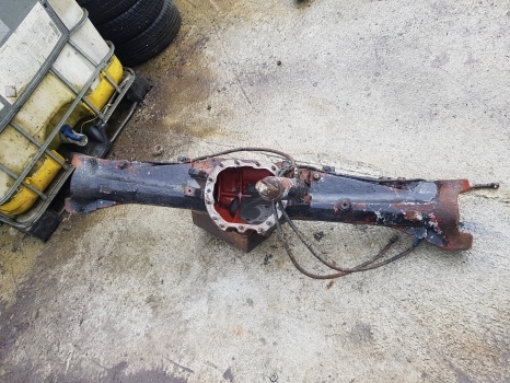 Lamborghini, Same, Hurlimann Front Axle Housing 0.275.4356.0/80, 275.4356.0 - As roda depan untuk Traktor: gambar 1 Lamborghini, Same, Hurlimann Front Axle Housing 0.275.4356.0/80, 275.4356.0 - As roda depan untuk Traktor: gambar 1