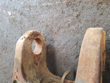 Landini Blizzard Massey Ferguson Front Axle Ng200cd Beam 3426701m95, 3426704r5 - Poros dan bagian untuk Traktor: gambar 4 Landini Blizzard Massey Ferguson Front Axle Ng200cd Beam 3426701m95, 3426704r5 - Poros dan bagian untuk Traktor: gambar 4