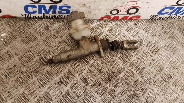 Landini Mythos Tdi 115 Clutch Master Cylinder 3558552m91 - Silinder kopling untuk Traktor: gambar 2 Landini Mythos Tdi 115 Clutch Master Cylinder 3558552m91 - Silinder kopling untuk Traktor: gambar 2