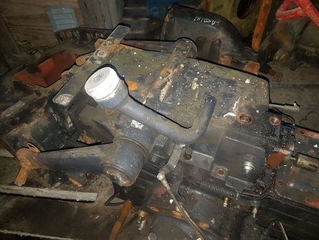 Landini Vision 90, 105 Hydraulic Lift Cover Complete 3667803r1, 3656318m93 - Hidrolika untuk Traktor: gambar 1 Landini Vision 90, 105 Hydraulic Lift Cover Complete 3667803r1, 3656318m93 - Hidrolika untuk Traktor: gambar 1