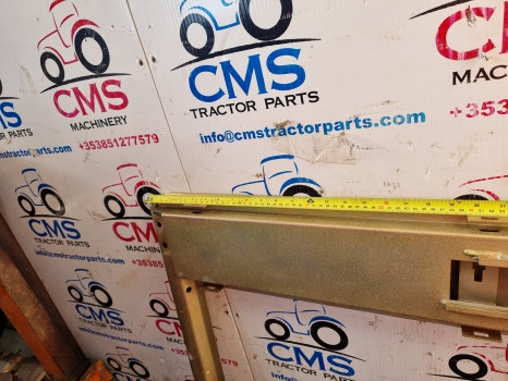 Manitou Mlt627, 628, Mlt Series, Cab Lower Door Frame 602012 - Pintu dan bagian: gambar 4 Manitou Mlt627, 628, Mlt Series, Cab Lower Door Frame 602012 - Pintu dan bagian: gambar 4