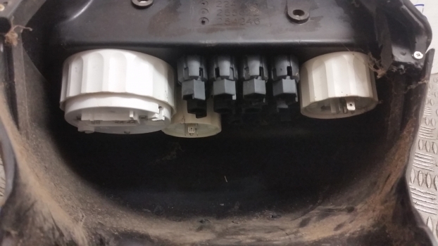 Manitou Mlt630t, Mlt634 120lsu, Mlt731tlsu Instrument Dash Panel Assembly 224744 - Dasbor untuk Telehandler: gambar 4 Manitou Mlt630t, Mlt634 120lsu, Mlt731tlsu Instrument Dash Panel Assembly 224744 - Dasbor untuk Telehandler: gambar 4
