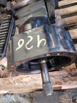 Manitou Mrt 2540 Dana Spicer 212/640 Rear Half Axle Hub Complete Rhs - As roda belakang: gambar 2 Manitou Mrt 2540 Dana Spicer 212/640 Rear Half Axle Hub Complete Rhs - As roda belakang: gambar 2