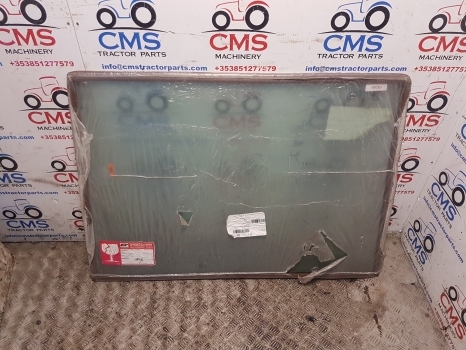 Massey Ferguson 200, 300, 600, Landini Cab Windshield 3301875m1, 3301875m3 - Jendela dan bagian untuk Traktor: gambar 1 Massey Ferguson 200, 300, 600, Landini Cab Windshield 3301875m1, 3301875m3 - Jendela dan bagian untuk Traktor: gambar 1
