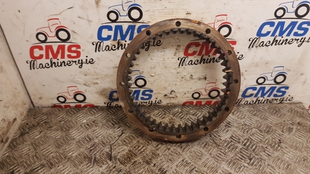 Massey Ferguson 50 Hx Rear Axle Ring Gear. Please Check By The Photos. - As roda belakang untuk Backhoe loader: gambar 1 Massey Ferguson 50 Hx Rear Axle Ring Gear. Please Check By The Photos. - As roda belakang untuk Backhoe loader: gambar 1