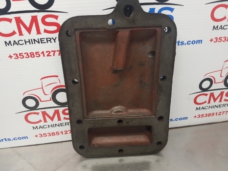 Massey Ferguson 50b , Mf50b Transmission Cover Rcf7103 - Penularan untuk Traktor: gambar 4 Massey Ferguson 50b , Mf50b Transmission Cover Rcf7103 - Penularan untuk Traktor: gambar 4