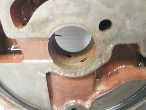 Massey Ferguson 50b Transmission Housing, Pump Housing Rcf7115b Mf - Penularan untuk Traktor: gambar 3 Massey Ferguson 50b Transmission Housing, Pump Housing Rcf7115b Mf - Penularan untuk Traktor: gambar 3