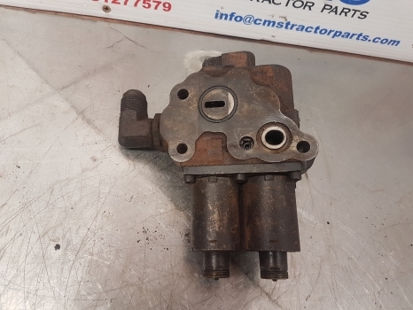 Massey Ferguson 5455 Hydraulic Pressure Valve Body 3794879m3 - Katup hidrolik untuk Traktor: gambar 3 Massey Ferguson 5455 Hydraulic Pressure Valve Body 3794879m3 - Katup hidrolik untuk Traktor: gambar 3