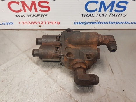 Massey Ferguson 5455 Hydraulic Pressure Valve Body 3794879m3 - Katup hidrolik untuk Traktor: gambar 1 Massey Ferguson 5455 Hydraulic Pressure Valve Body 3794879m3 - Katup hidrolik untuk Traktor: gambar 1