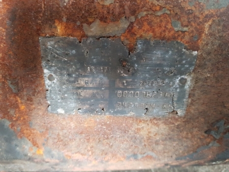Massey Ferguson 6180 Front Axle Housing Casting 3429980r2, 3429979m91, Ag125 - As roda depan untuk Traktor: gambar 3 Massey Ferguson 6180 Front Axle Housing Casting 3429980r2, 3429979m91, Ag125 - As roda depan untuk Traktor: gambar 3