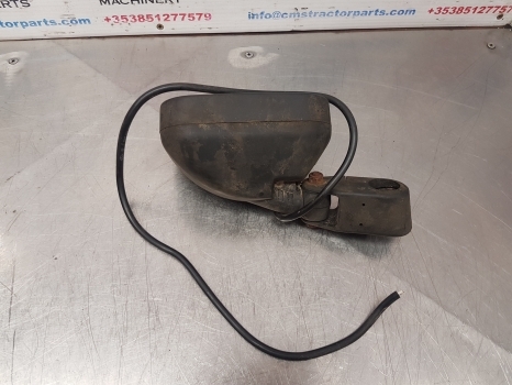 New Holland Case Mxm190, Ts115, Tm140, Tm150, Tm190 Work Lamp Light 82014950 - Cahaya/ Pencahayaan untuk Traktor: gambar 4 New Holland Case Mxm190, Ts115, Tm140, Tm150, Tm190 Work Lamp Light 82014950 - Cahaya/ Pencahayaan untuk Traktor: gambar 4