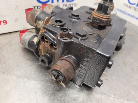 Kabel/ Kawat harness New Holland Case Mxu, Maxxum, Tsa, T6000 Case Mxu100 Hydraulic Valve 5195591: gambar 6