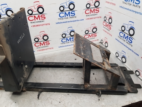 New Holland Case Puma 145, T7.200 Hood Support Assy 84337706, 84485123, 84268312 - Kerudung untuk Traktor: gambar 3 New Holland Case Puma 145, T7.200 Hood Support Assy 84337706, 84485123, 84268312 - Kerudung untuk Traktor: gambar 3