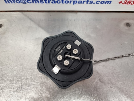 New Holland Case T6, Maxxum, Puma, Optum Fuel Tank Cap 84547727, 47907581 - Tangki bahan bakar: gambar 4 New Holland Case T6, Maxxum, Puma, Optum Fuel Tank Cap 84547727, 47907581 - Tangki bahan bakar: gambar 4