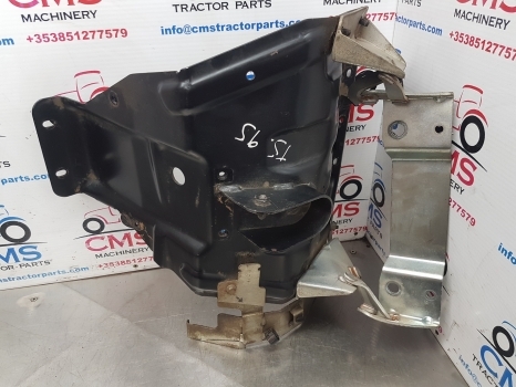 New Holland T5.105, T5.95, Case Farmal Se Engine Hood Support 84478152, 84538400 - Kerudung untuk Traktor: gambar 4 New Holland T5.105, T5.95, Case Farmal Se Engine Hood Support 84478152, 84538400 - Kerudung untuk Traktor: gambar 4