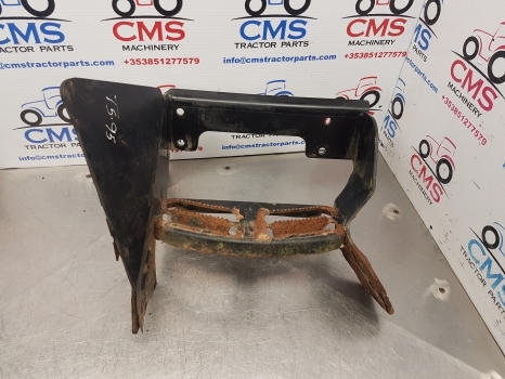 New Holland T5.95, T5.105, T5.115 Foot Step, Ladder 84604572 - Langkah kaki untuk Peralatan pertanian: gambar 1 New Holland T5.95, T5.105, T5.115 Foot Step, Ladder 84604572 - Langkah kaki untuk Peralatan pertanian: gambar 1