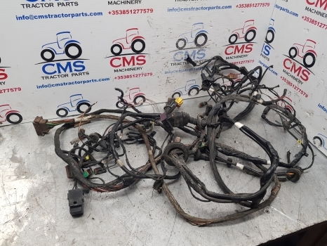 New Holland T6.180 T6, T7 Cab Roof Wiring Loom 47880413, 47754459, 47915892 - Kabel/ Kawat harness untuk Traktor: gambar 1 New Holland T6.180 T6, T7 Cab Roof Wiring Loom 47880413, 47754459, 47915892 - Kabel/ Kawat harness untuk Traktor: gambar 1