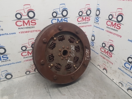 New Holland T6000, T7, T7000 T6070 Engine Flywheel Complete 87300081; 87300082 - Roda gila untuk Traktor: gambar 1 New Holland T6000, T7, T7000 T6070 Engine Flywheel Complete 87300081; 87300082 - Roda gila untuk Traktor: gambar 1