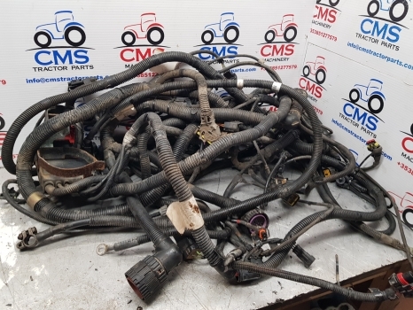 New Holland T7.200 Engine Front Frame Wiring Loom Wiring Loom - Kabel/ Kawat harness untuk Traktor: gambar 1 New Holland T7.200 Engine Front Frame Wiring Loom Wiring Loom - Kabel/ Kawat harness untuk Traktor: gambar 1
