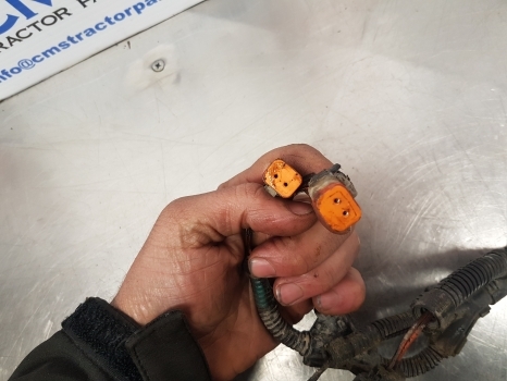 New Holland T7.200, T6.140, T6.150, T6030 Front Suspension Wiring Loom 87631728 - Kabel/ Kawat harness untuk Traktor: gambar 2 New Holland T7.200, T6.140, T6.150, T6030 Front Suspension Wiring Loom 87631728 - Kabel/ Kawat harness untuk Traktor: gambar 2