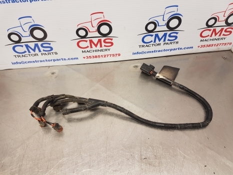 New Holland T7.200, T6.140, T6.150, T6030 Front Suspension Wiring Loom 87631728 - Kabel/ Kawat harness untuk Traktor: gambar 1 New Holland T7.200, T6.140, T6.150, T6030 Front Suspension Wiring Loom 87631728 - Kabel/ Kawat harness untuk Traktor: gambar 1