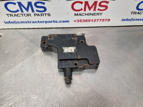 New Holland T7, Tm, T7000, Tm7000 Ser Tm130, Tm120 Control Valve Plate 5195157 - Hidrolika: gambar 2 New Holland T7, Tm, T7000, Tm7000 Ser Tm130, Tm120 Control Valve Plate 5195157 - Hidrolika: gambar 2