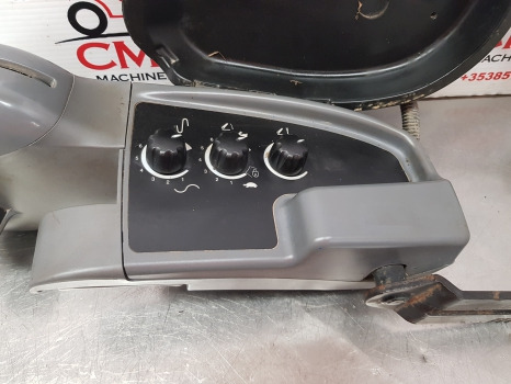New Holland T7030, T7000, T7, T6,  Armrest Assy, Eletronic Unit Control 82032897 - ECU: gambar 3 New Holland T7030, T7000, T7, T6,  Armrest Assy, Eletronic Unit Control 82032897 - ECU: gambar 3