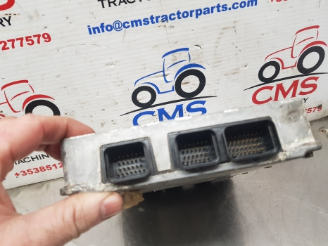 New Holland T7040, T7030 Case Puma Ecu 84225069, 87570290, 87570289 - ECU: gambar 4 New Holland T7040, T7030 Case Puma Ecu 84225069, 87570290, 87570289 - ECU: gambar 4