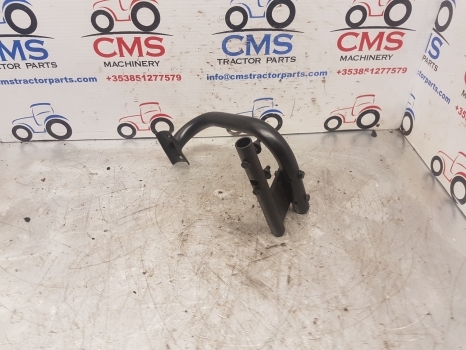 New Holland Td5, T4 Series Td5.105, Indicator Light Bracket Rhs 47670090 - Cahaya/ Pencahayaan untuk Traktor: gambar 3 New Holland Td5, T4 Series Td5.105, Indicator Light Bracket Rhs 47670090 - Cahaya/ Pencahayaan untuk Traktor: gambar 3