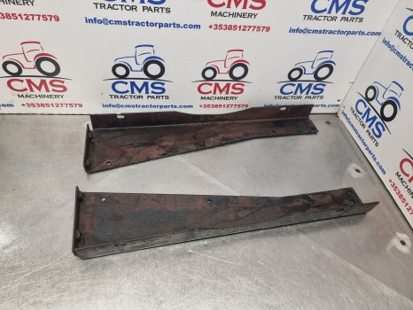 New Holland Ts115, Ts Series, Radiator Side Support Pair 82012974, 82012976 - Radiator: gambar 5 New Holland Ts115, Ts Series, Radiator Side Support Pair 82012974, 82012976 - Radiator: gambar 5