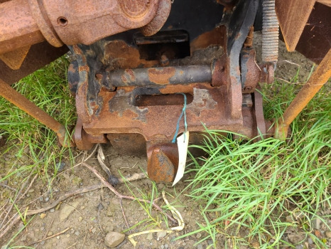 Valtra T174ea Pick up hitch complete - Suku cadang untuk Peralatan pertanian: gambar 1 Valtra T174ea Pick up hitch complete - Suku cadang untuk Peralatan pertanian: gambar 1