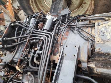 Valtra 6400 Transmission Gearbox Complete Tb 0238, A010822 - Gearbox untuk Traktor: gambar 2 Valtra 6400 Transmission Gearbox Complete Tb 0238, A010822 - Gearbox untuk Traktor: gambar 2