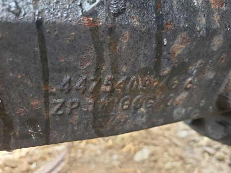 Valtra S280 Front Axle Housing Lhs As2075, 4475409046, 4475.309.146, V35028300 - As roda depan: gambar 2 Valtra S280 Front Axle Housing Lhs As2075, 4475409046, 4475.309.146, V35028300 - As roda depan: gambar 2