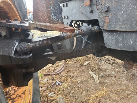 Valtra S280 Front Axle Housing Lhs As2075, 4475409046, 4475.309.146, V35028300 - As roda depan: gambar 1 Valtra S280 Front Axle Housing Lhs As2075, 4475409046, 4475.309.146, V35028300 - As roda depan: gambar 1