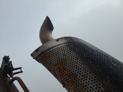 Valtra T174ea Engine exhaust stack pipe - Suku Cadang Mesin untuk Peralatan pertanian: gambar 2 Valtra T174ea Engine exhaust stack pipe - Suku Cadang Mesin untuk Peralatan pertanian: gambar 2
